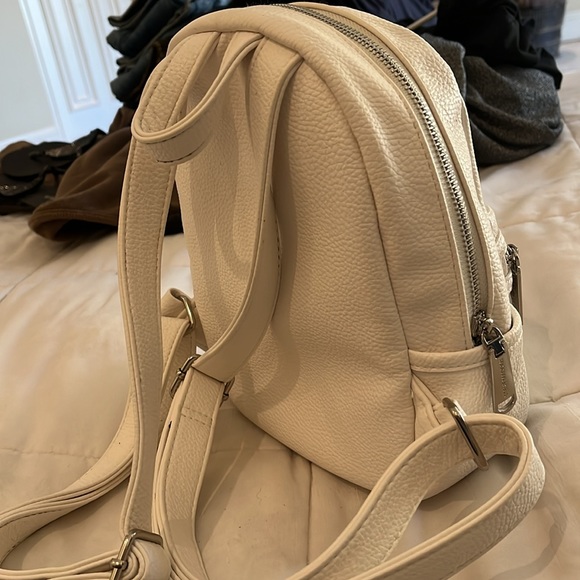 Steve Madden small backpack - Picture 2 of 3